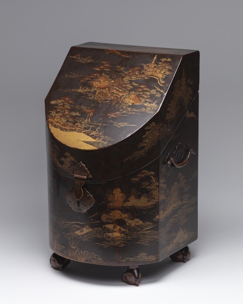 Messenhouder van lak (maki-é)