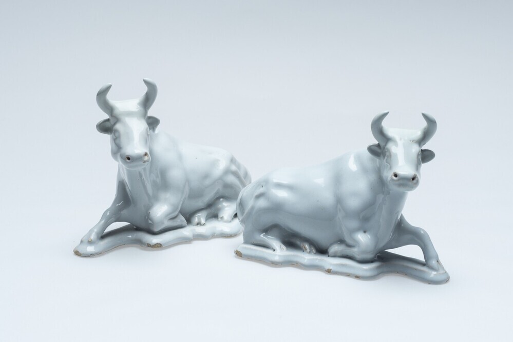 Een paar liggende koetjes