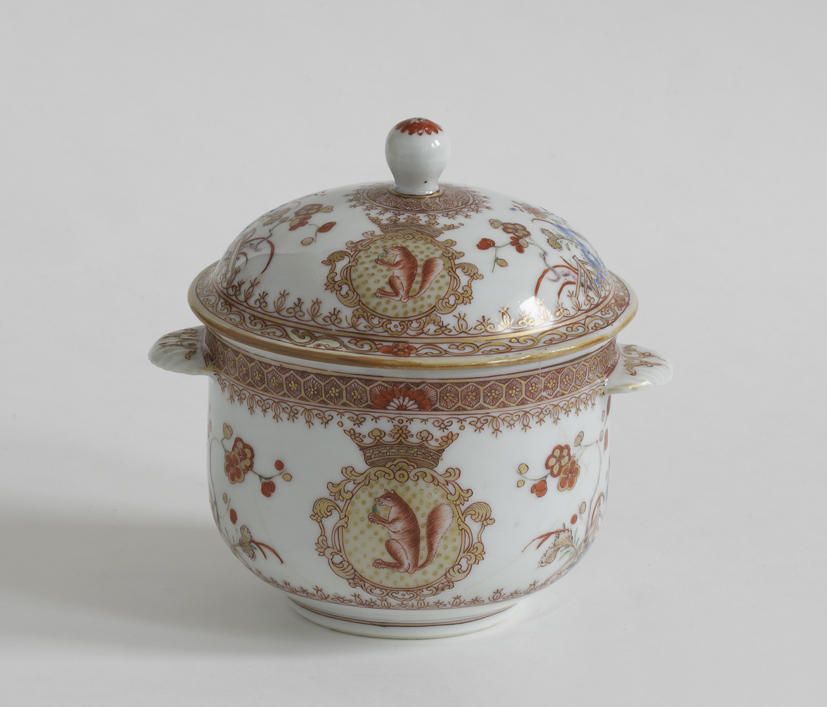 Klontjespot of kandijpot met familiewapen Sichterman