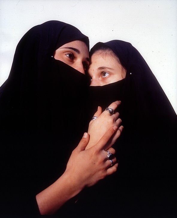 Sisters (uit de serie: Istanbul)