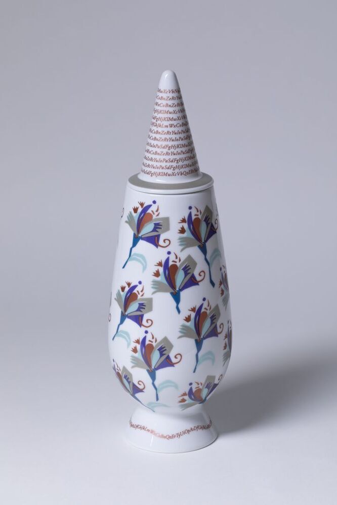 Vaas (uit de serie: 100% Make up)