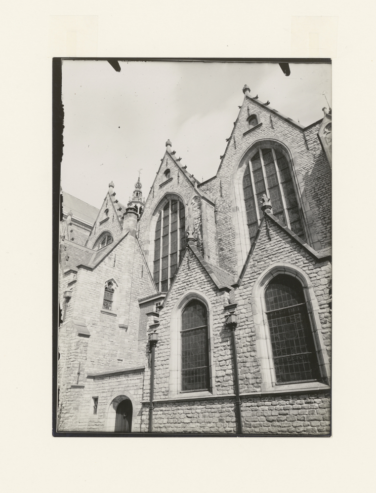 Zonder titel (kerkfaçade)