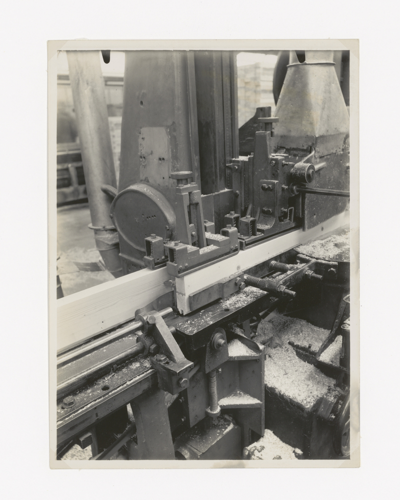 Zonder titel (machine voor houtbewerking)