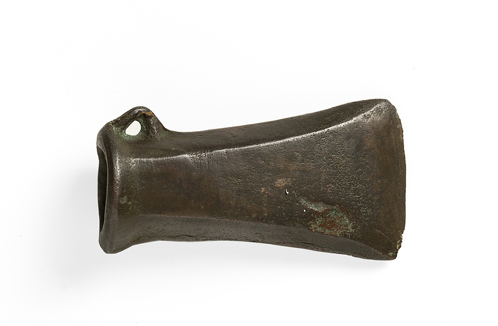 Bronzen kokerbijl (Wedde)