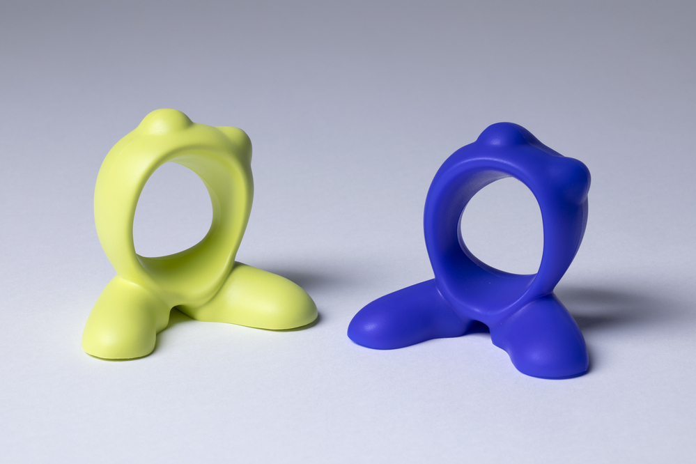 Luca, a little monster eating a napkin (MDR 03 SET 2)