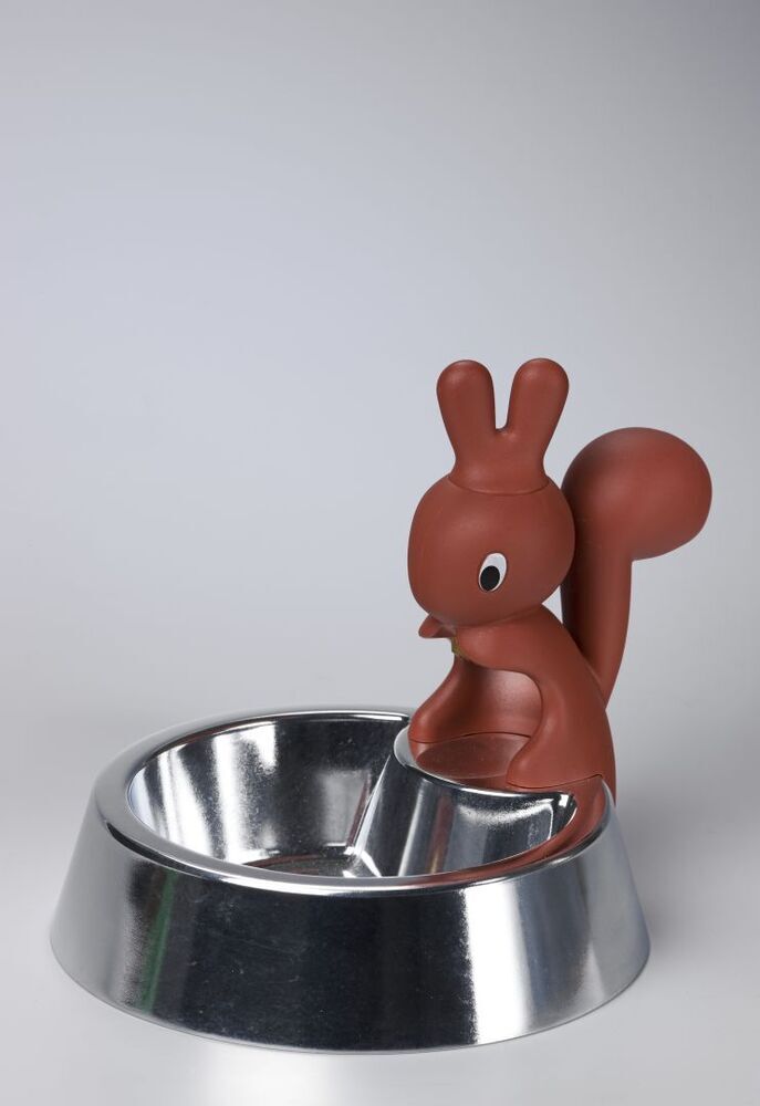 Nutty the Cracker (nr SG03 O)