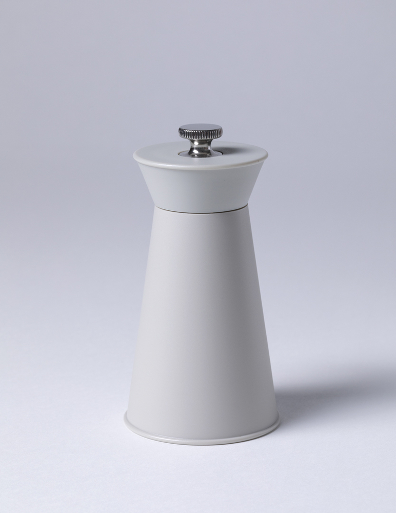 Grijze pepermolen "Pepe le Moko" (JM09 G)