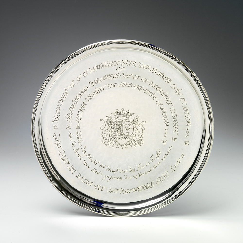 Avondmaalschotel (uit de kerk: Eenum)