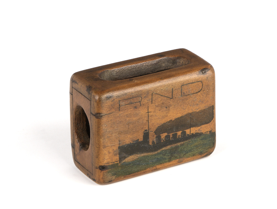 Luciferdoosje houder: Bristol RNVR Groningen