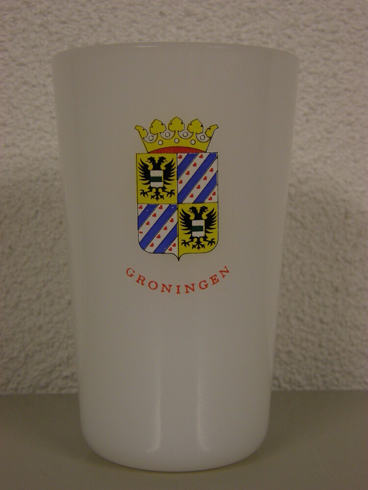 Glas met wapen van Provincie Groningen