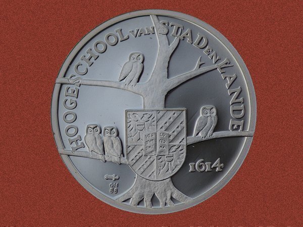 Gedenkpenning 375 jaar Rijksuniversiteit Groningen 1614-1989