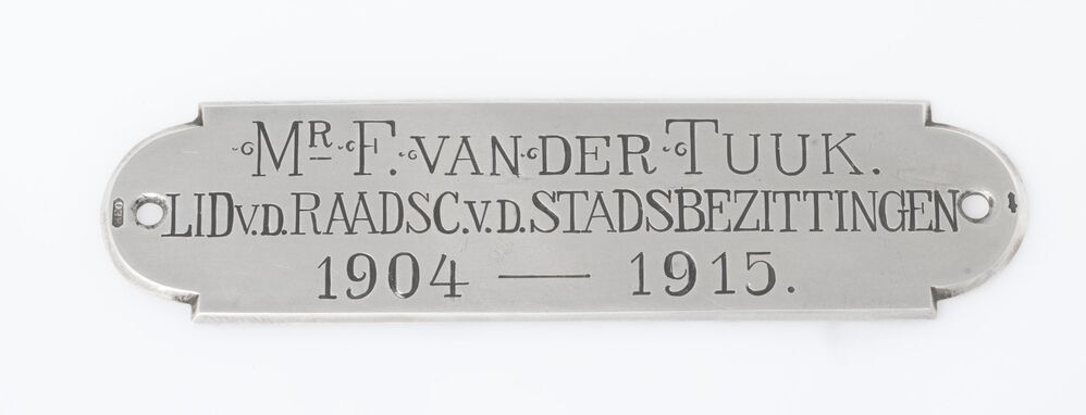 Naamplaat F. van der Tuuk