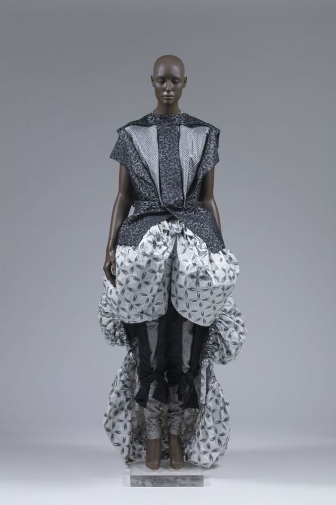 Big skirt (nr 11/12 uit de collectie: The power of my dreams)