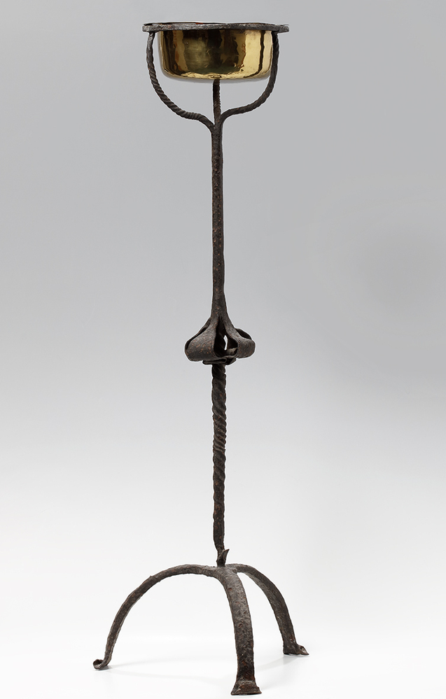 Doopbekken met standaard (uit kerk Oterdum)