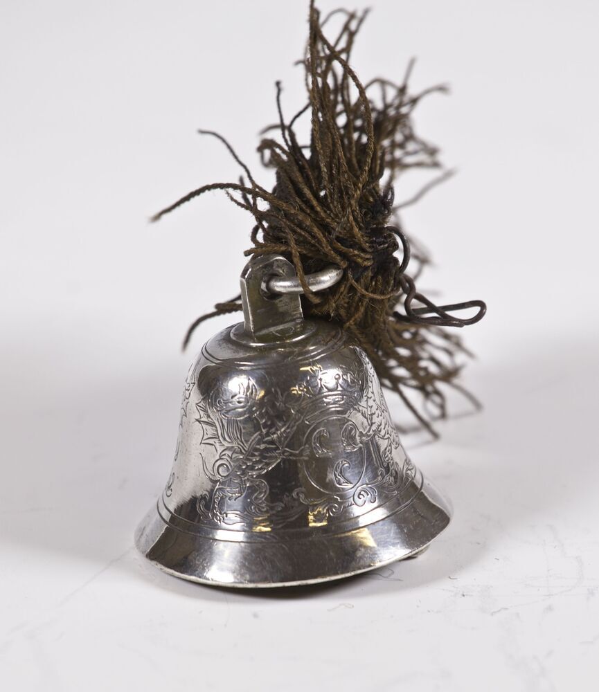 Collectezak-belletje, zilver (uit kerk Pieterburen)