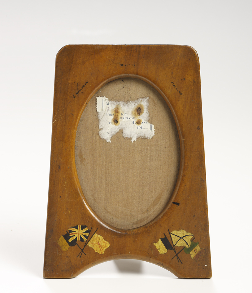 Fotolijstje: First Royal Navy Brigade, geïnterneerd in Groningen