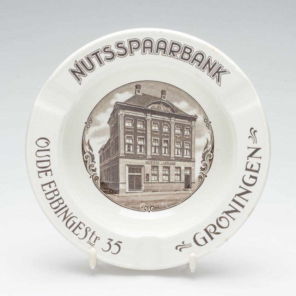Asbak: Nutsspaarbank Oude Ebbingestr. 35 Groningen