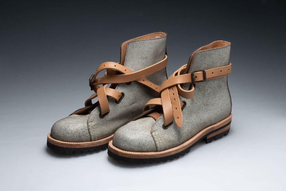 Autumn Winter 2009-2010
Women