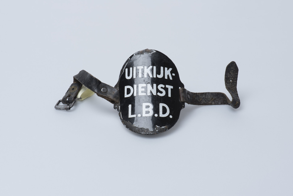 Mouwband Uitkijk. Dienst Luchtbeschermingsdienst [Groningen]