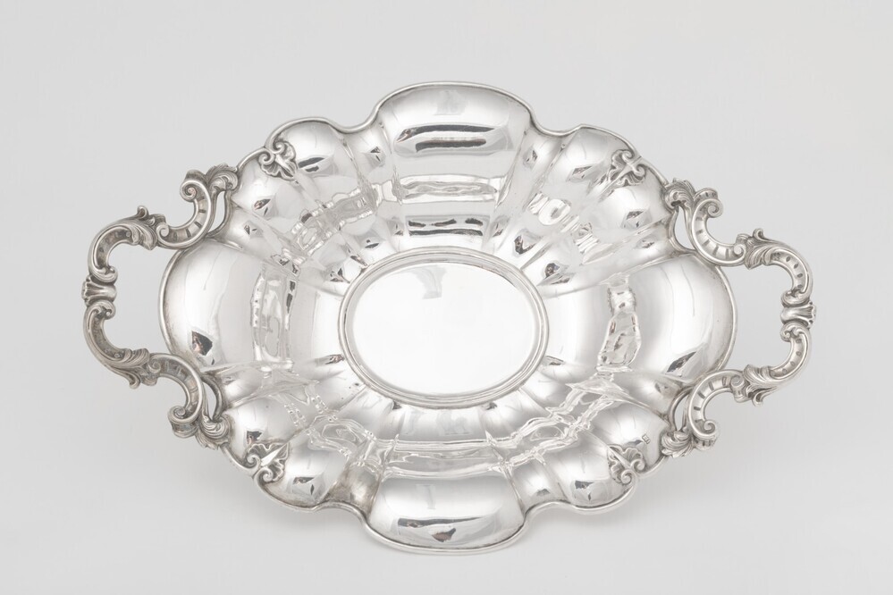 Broodschaal (uit de kerk van Noordwijk)