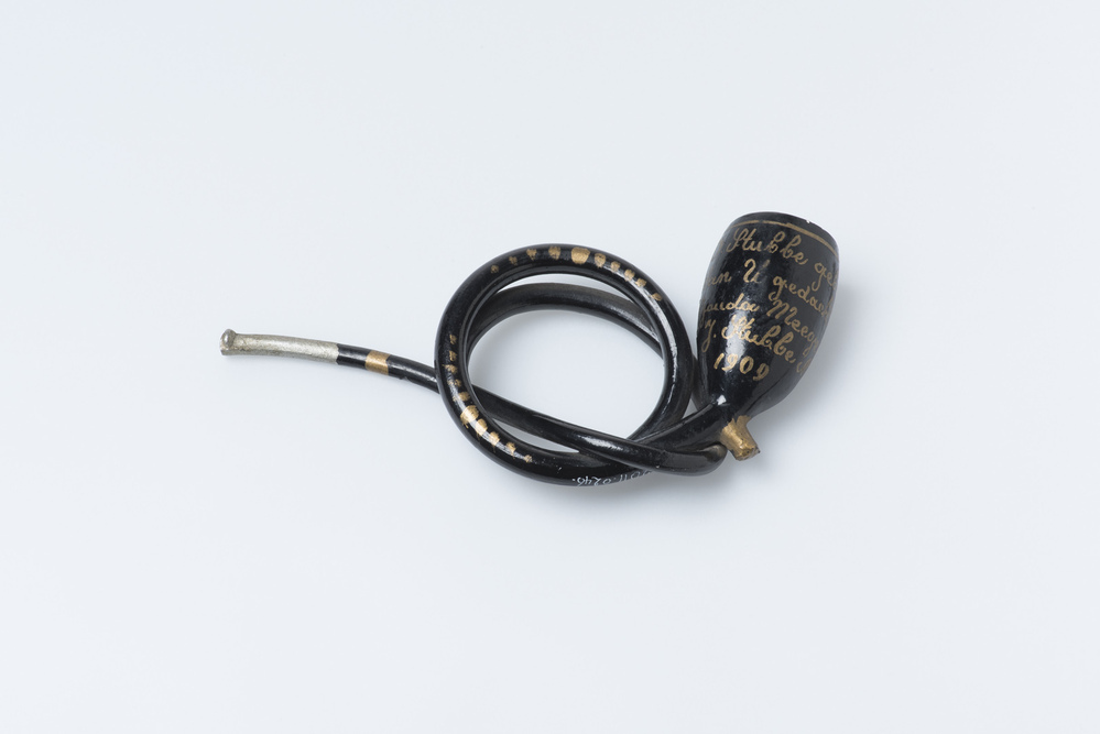 Goudse pijp in een knoop