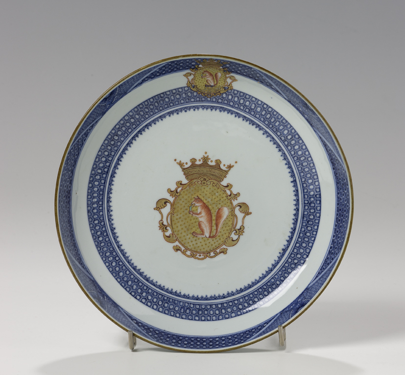 Bord met familiewapen Sichterman