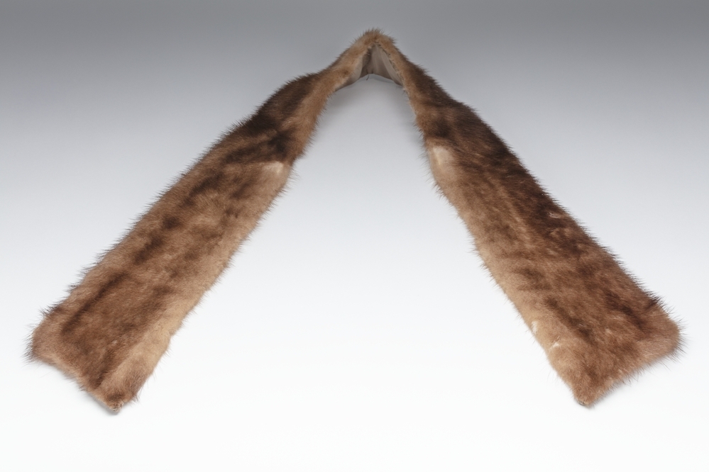 Een stola (cravatte) van nerts