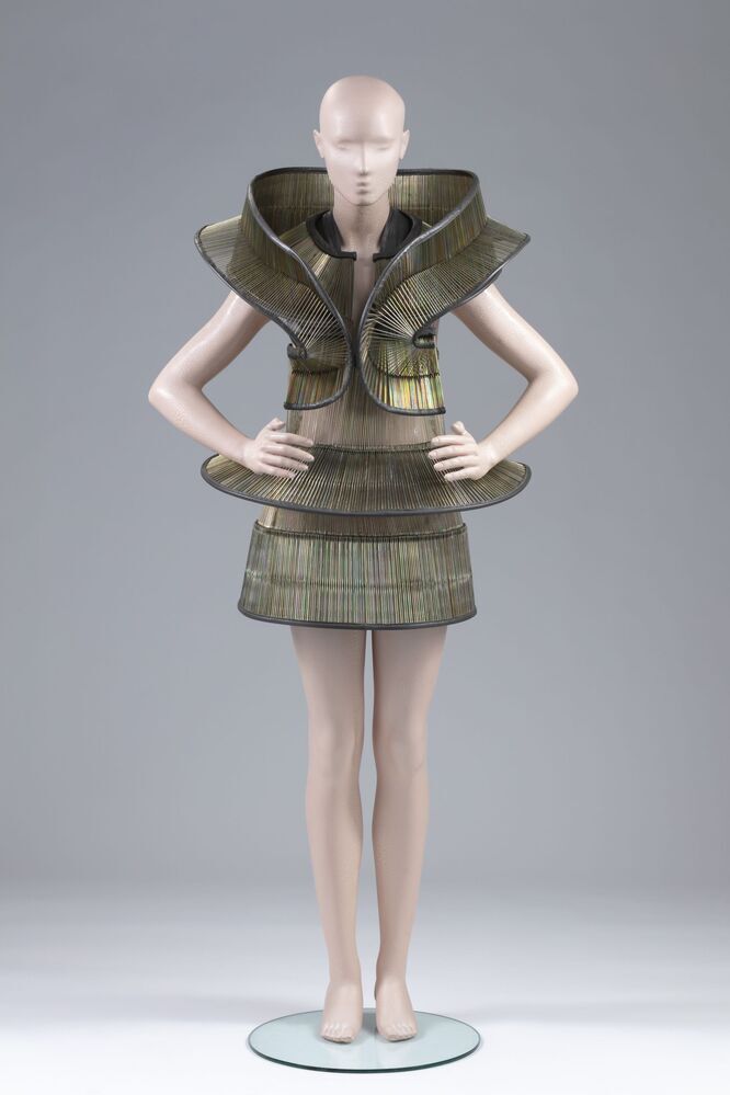 Outfit uit de collectie Chemical Crows, januari 2008