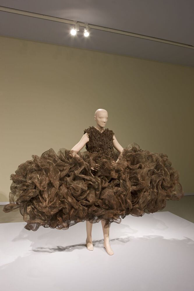 Jurk uit de collectie Refinery Smoke, juli 2008