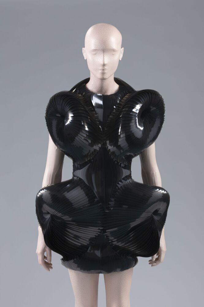 Jurk uit de collectie Escapism, januari 2011