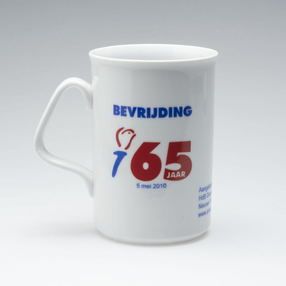 Koffiemok 65 jaar bevrijding Oude Pekela