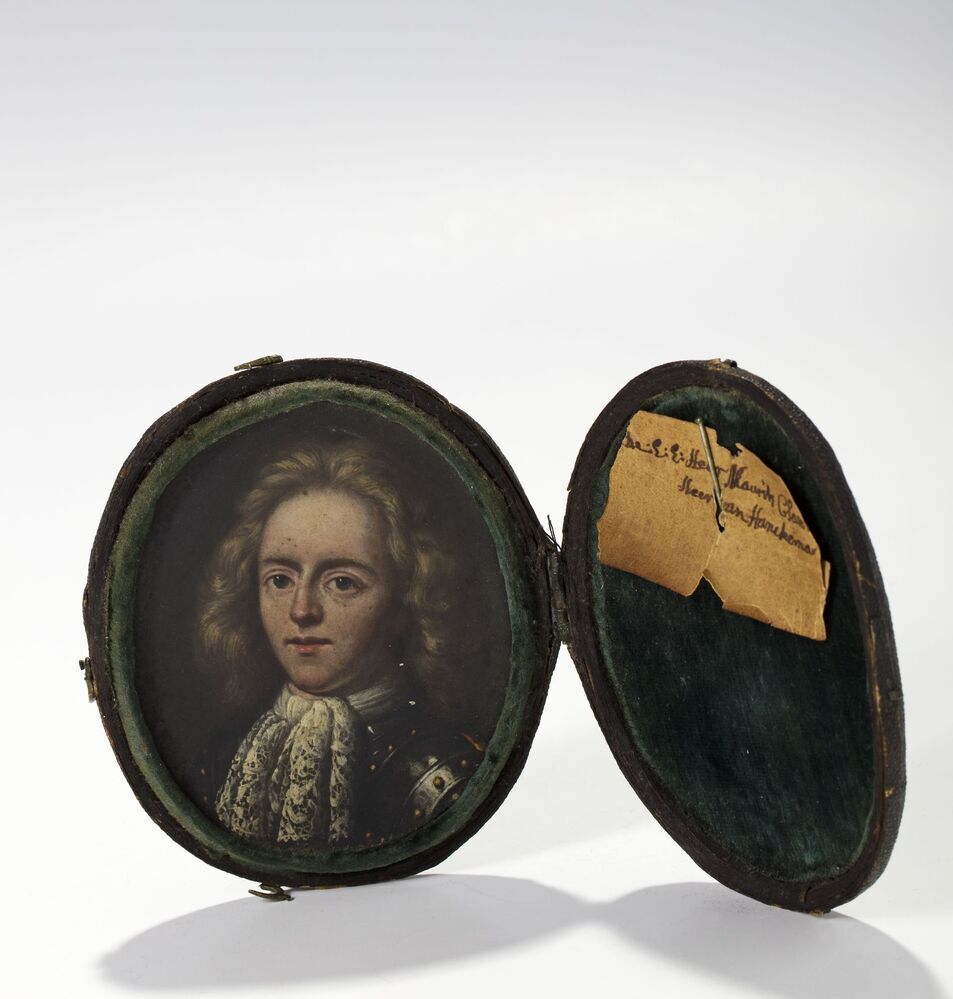 Foudraal met miniatuurportret Maurits Clant