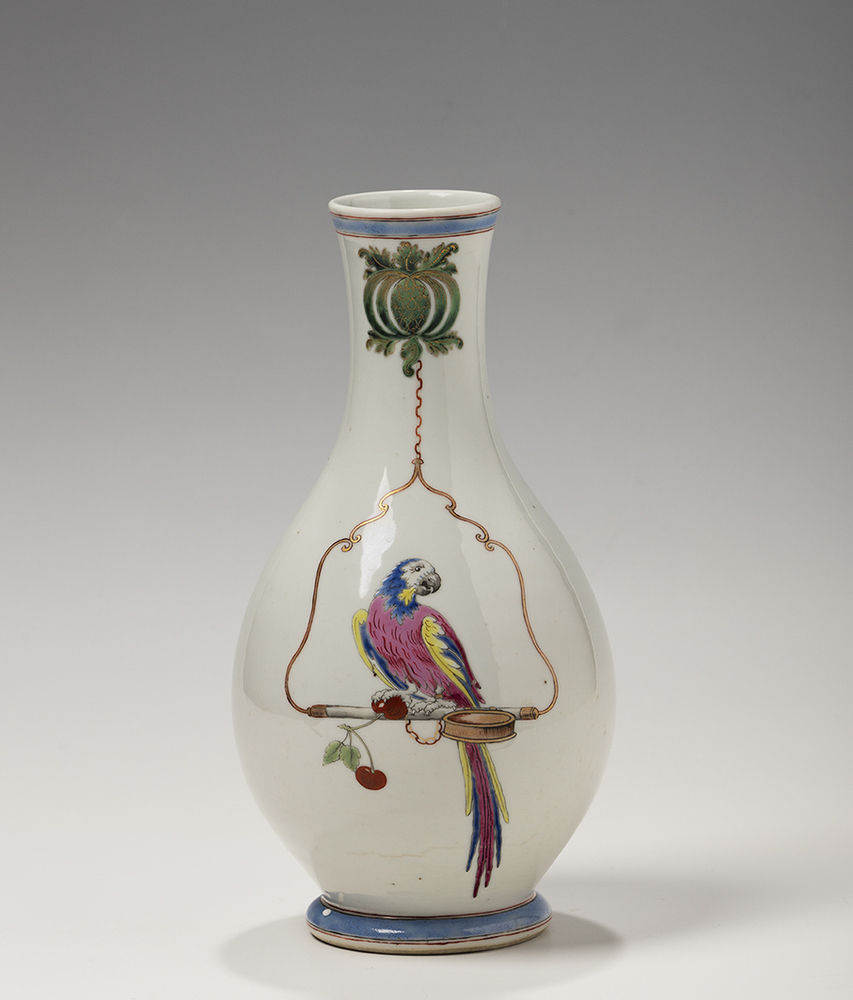 Fles, onderdeel van een vijfdelig kaststel