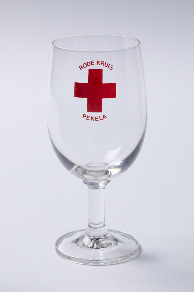 Glas Rode Kruis Pekela