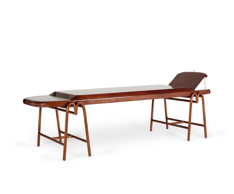 American Château: Limousine table