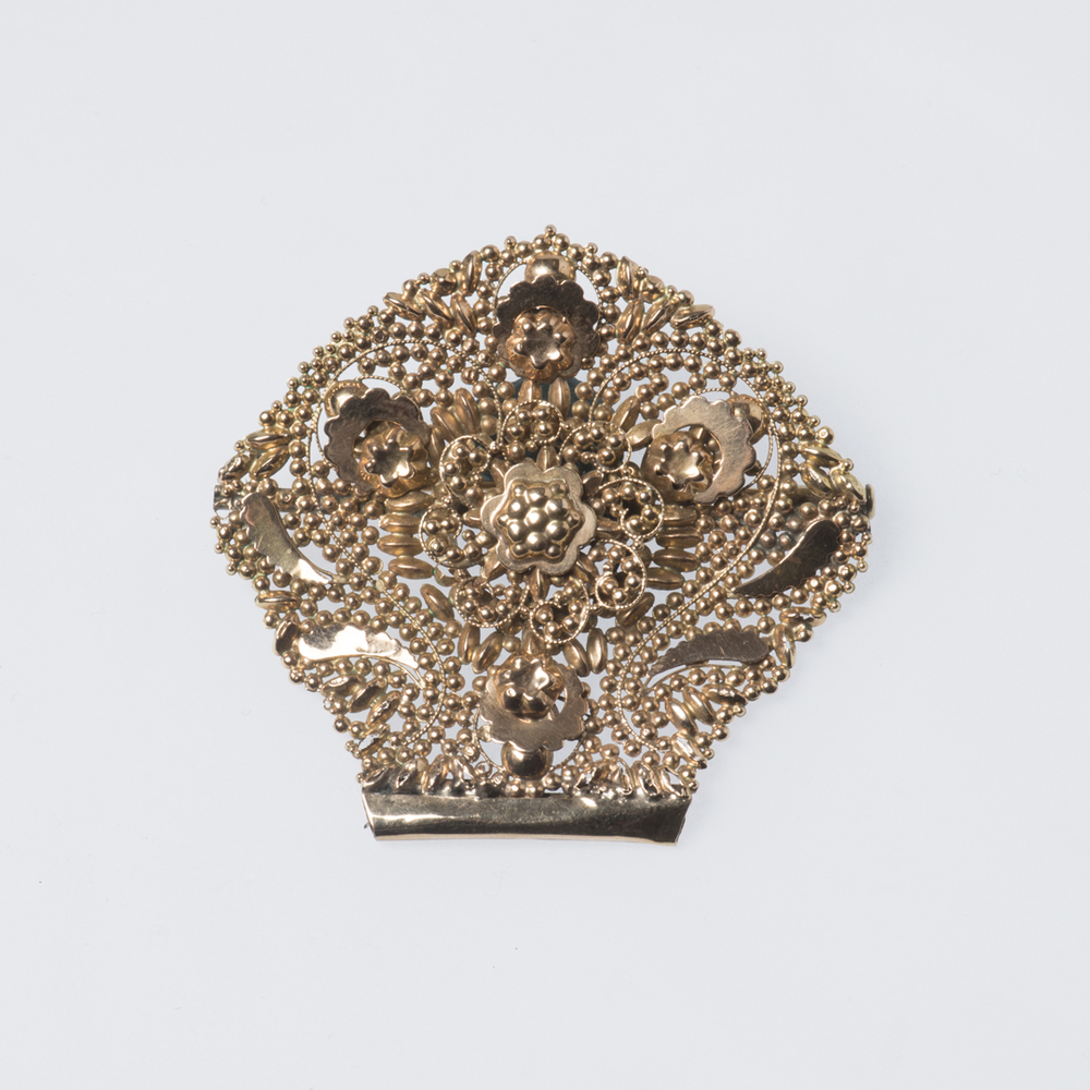 Oorijzerstift Groninger dracht