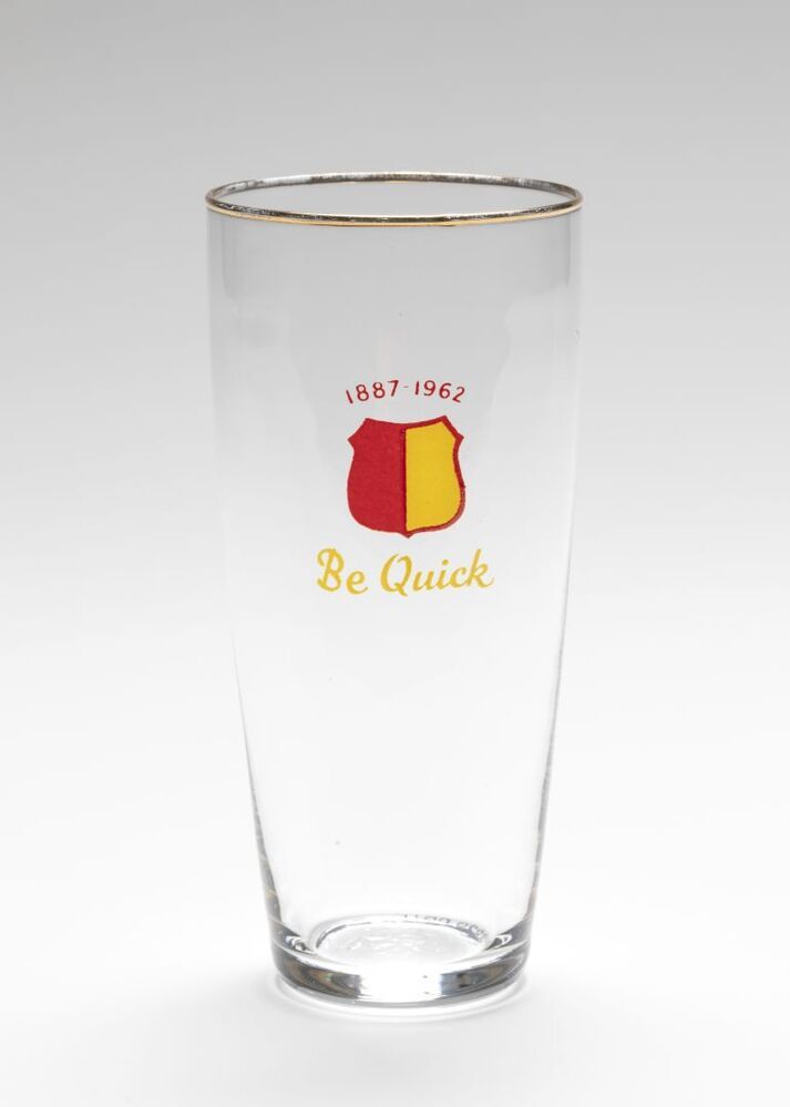 Glas voetbalvereniging Be Quick