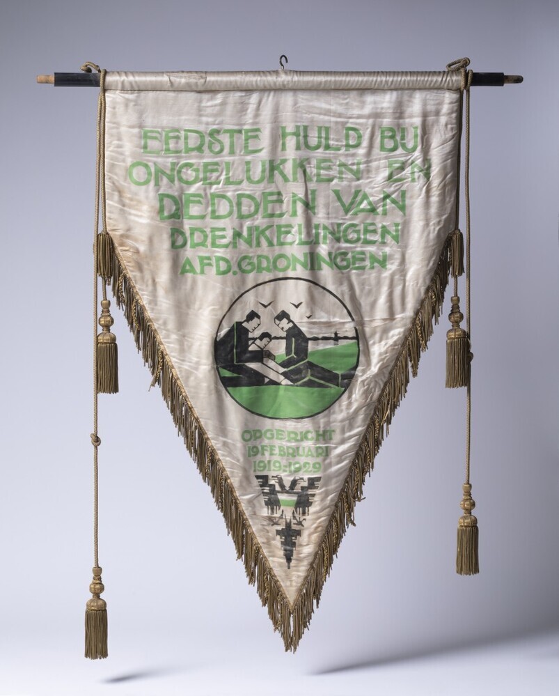 Vaandel EHBO en Redden van Drenkelingen, afdeling Groningen