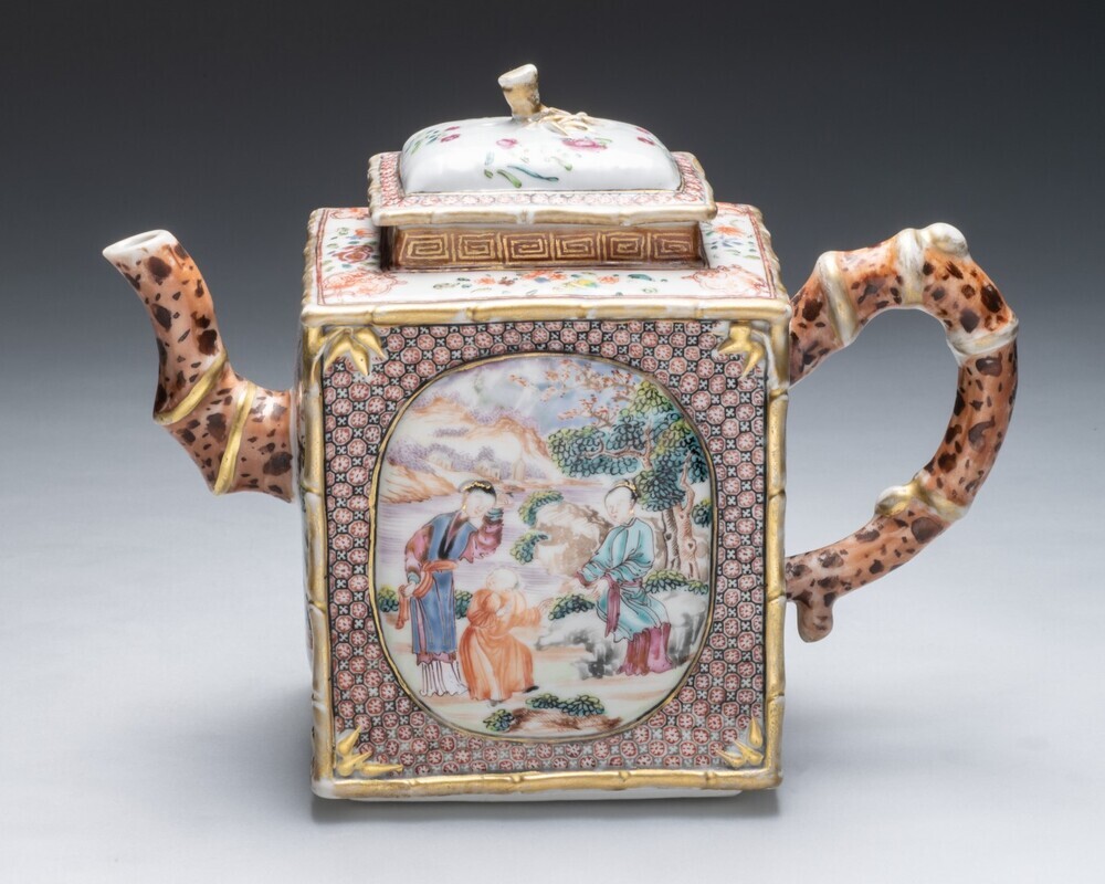 Rechthoekige theepot