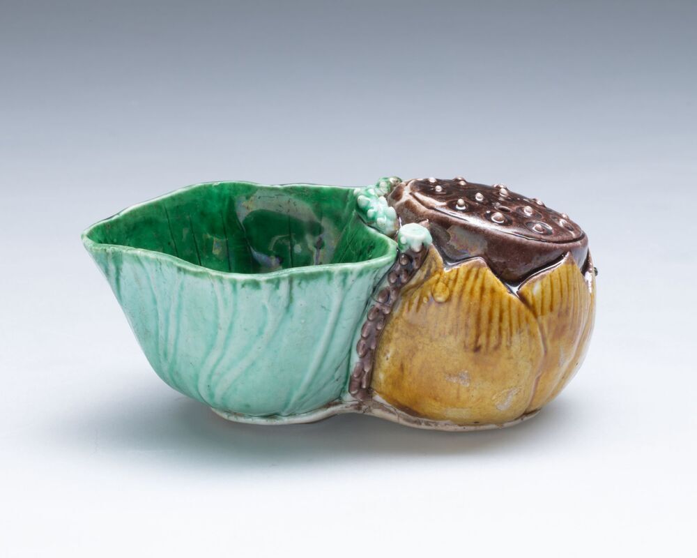 Lotusvormige waterdruppelaar of waterpotje