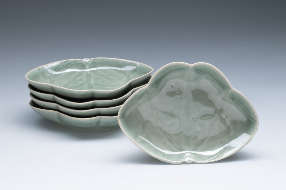 Set kleine vlindervormige schaaltjes