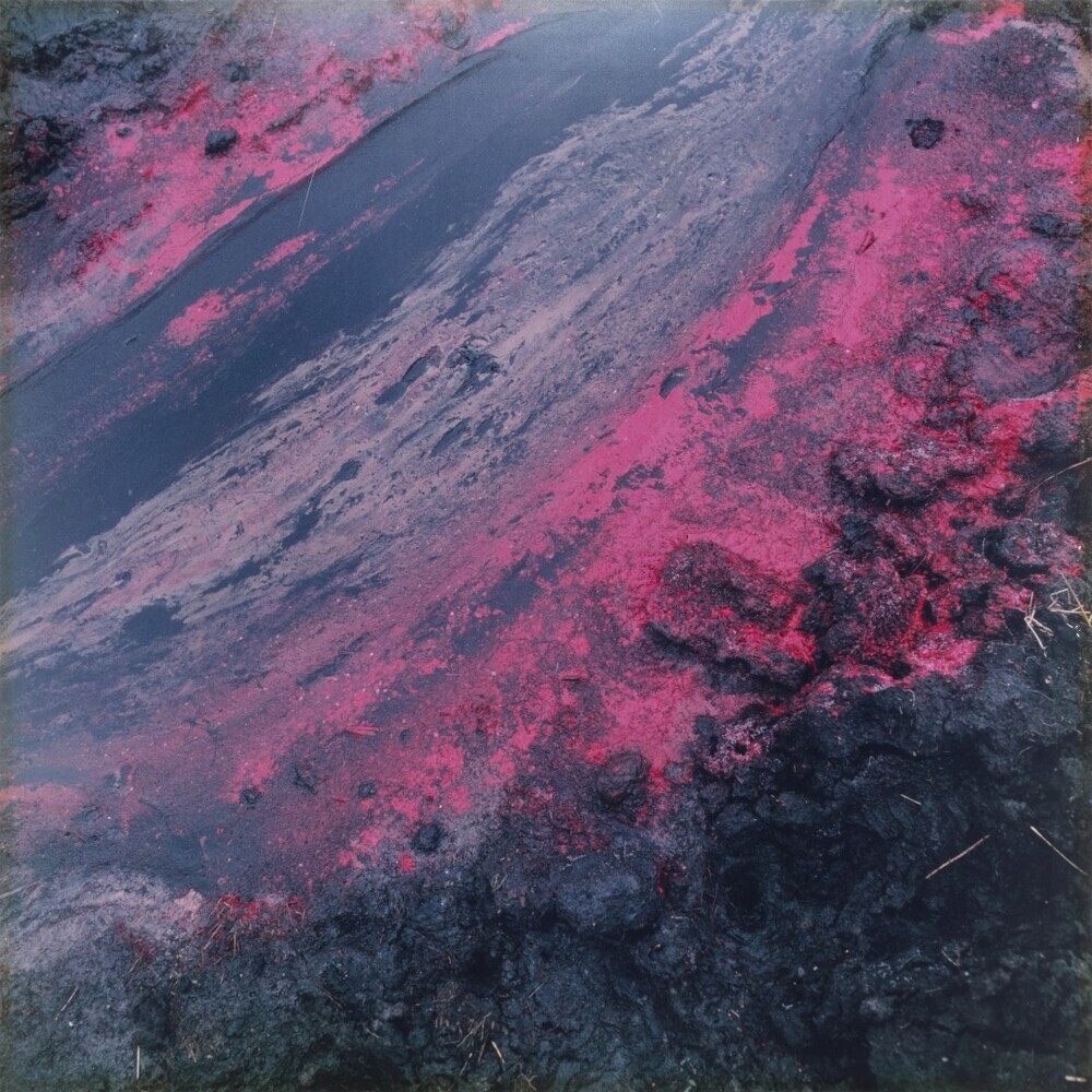 Stroming II, Crimson Red