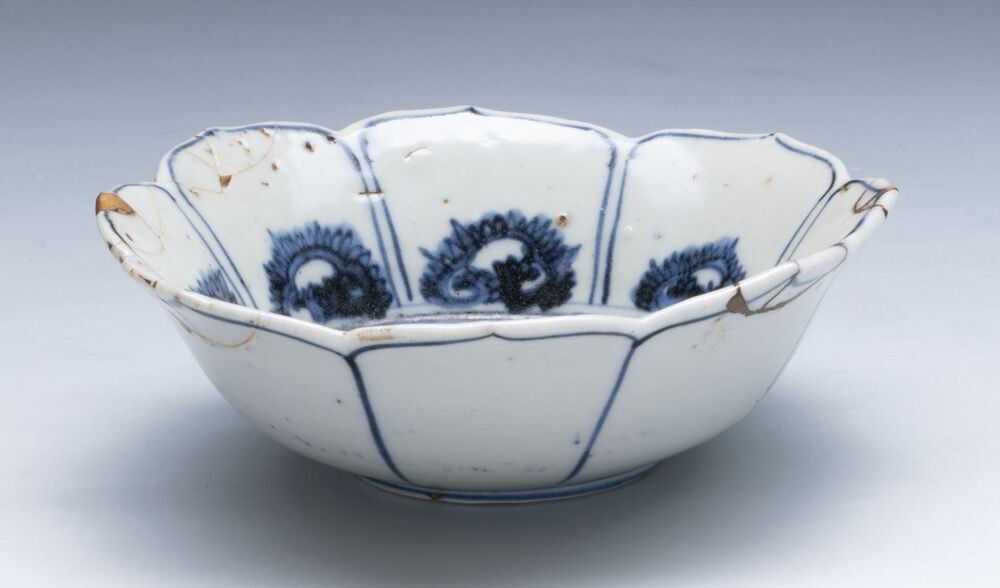 Bloemvormig gelobd schaaltje