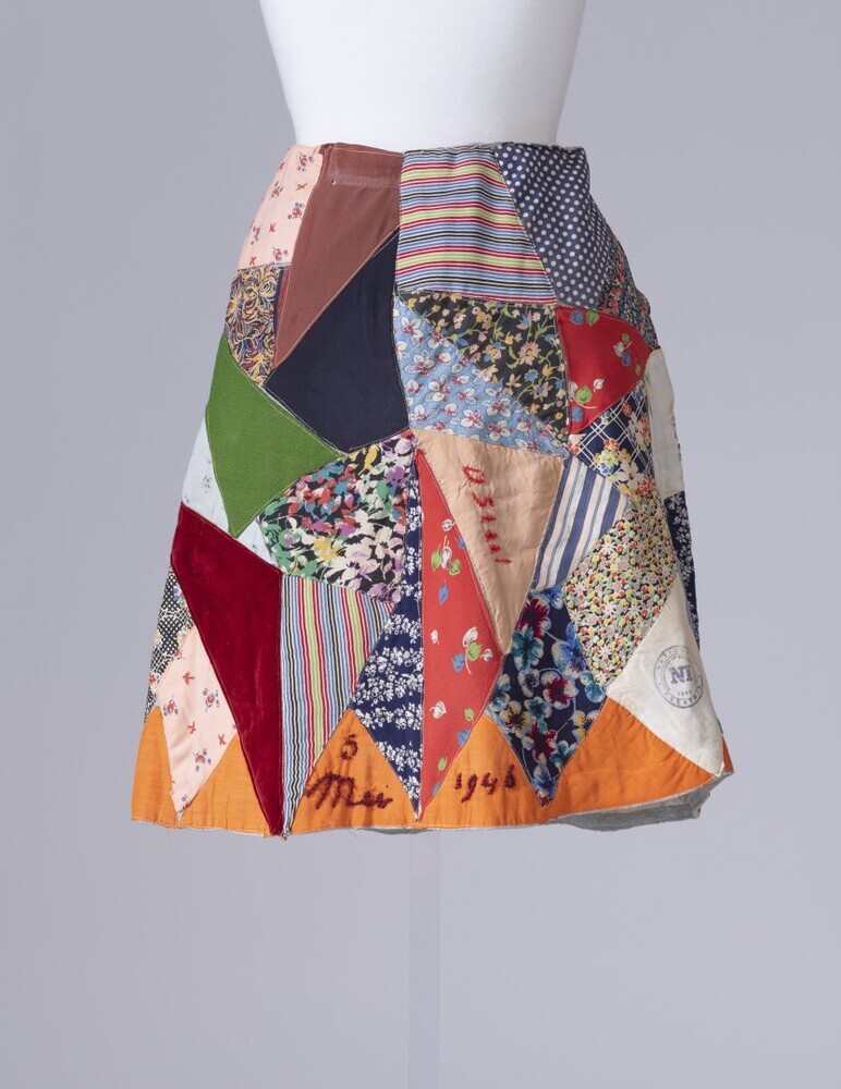 Bevrijdingsrok Detty Staal