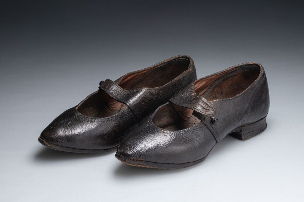 Zwartleren damesschoenen