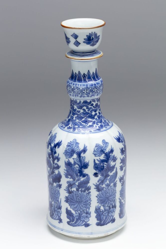 Onderstuk van een waterpijp