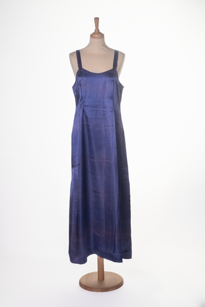 Paarse onderjapon van zijde