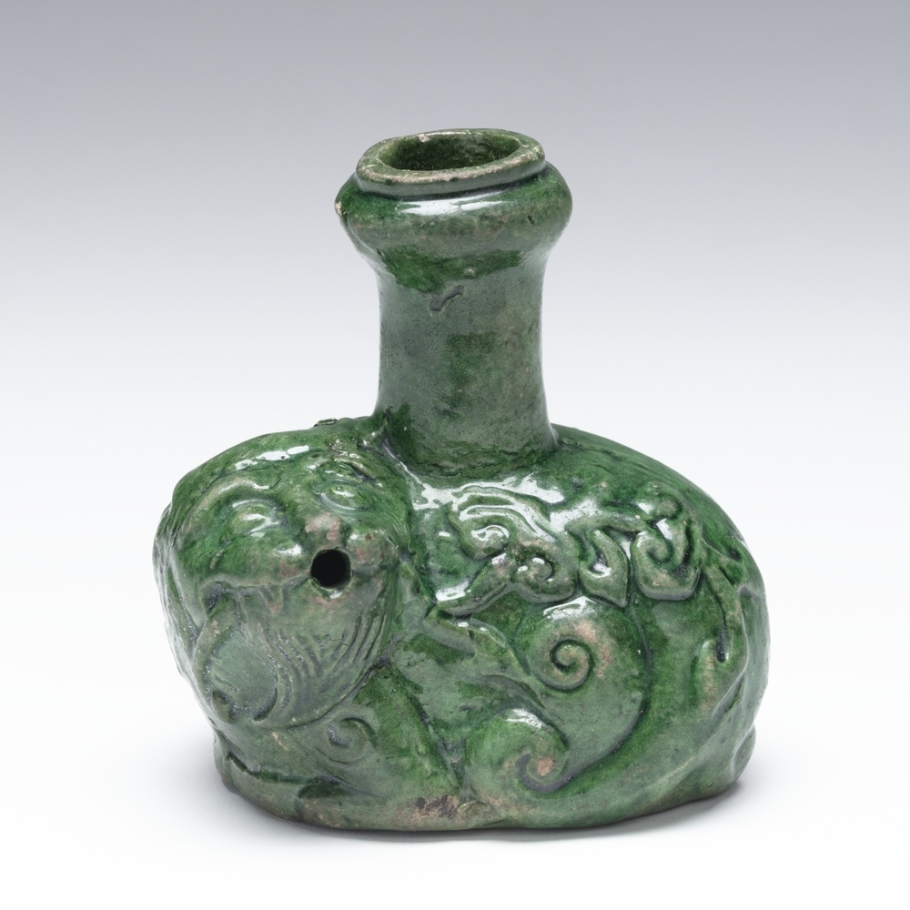 Waterdruppelaar in de vorm van een dier-kendi