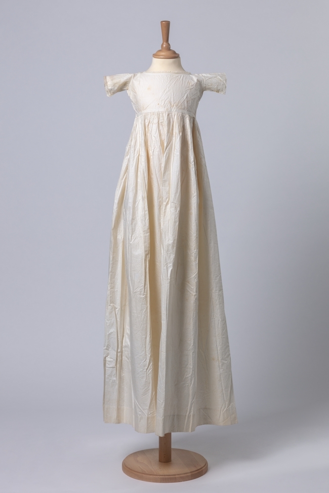 Baby onderjurk of doopjurk