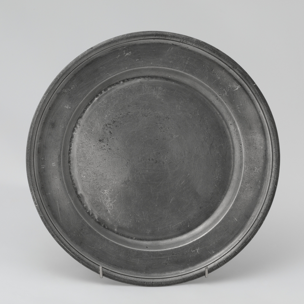 Avondmaalsborden (uit de kerk: Tolbert)